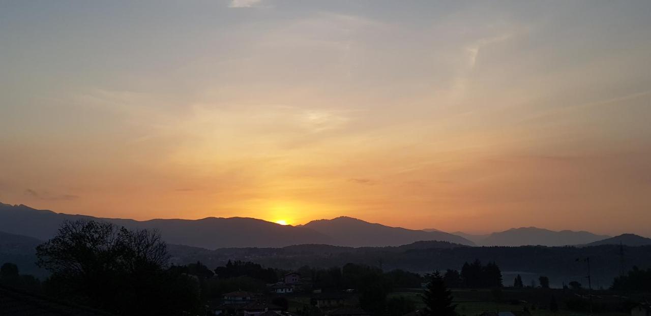 Casa Charlie Διαμέρισμα Arcisate Εξωτερικό φωτογραφία