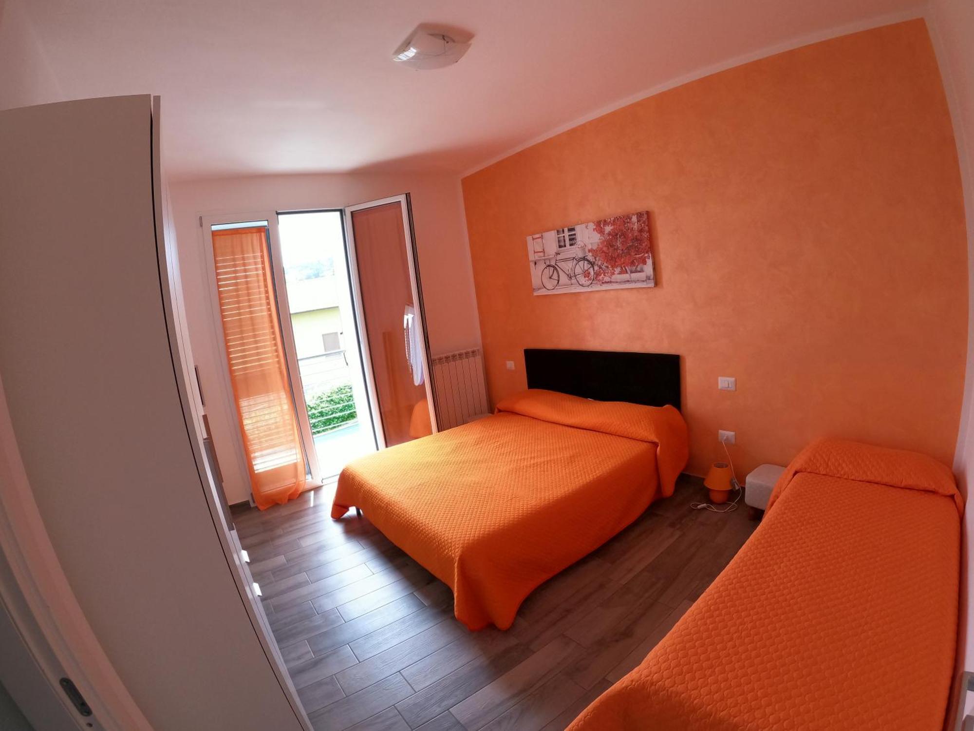 Casa Charlie Διαμέρισμα Arcisate Δωμάτιο φωτογραφία