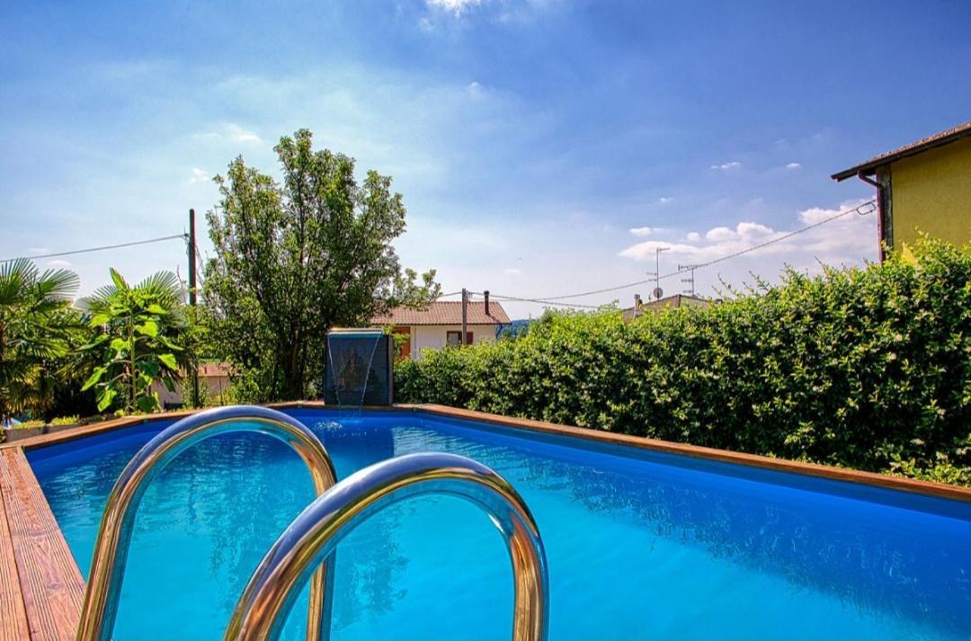 Casa Charlie Διαμέρισμα Arcisate Δωμάτιο φωτογραφία